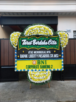 Papan Bunga Duka di Nusaherang
